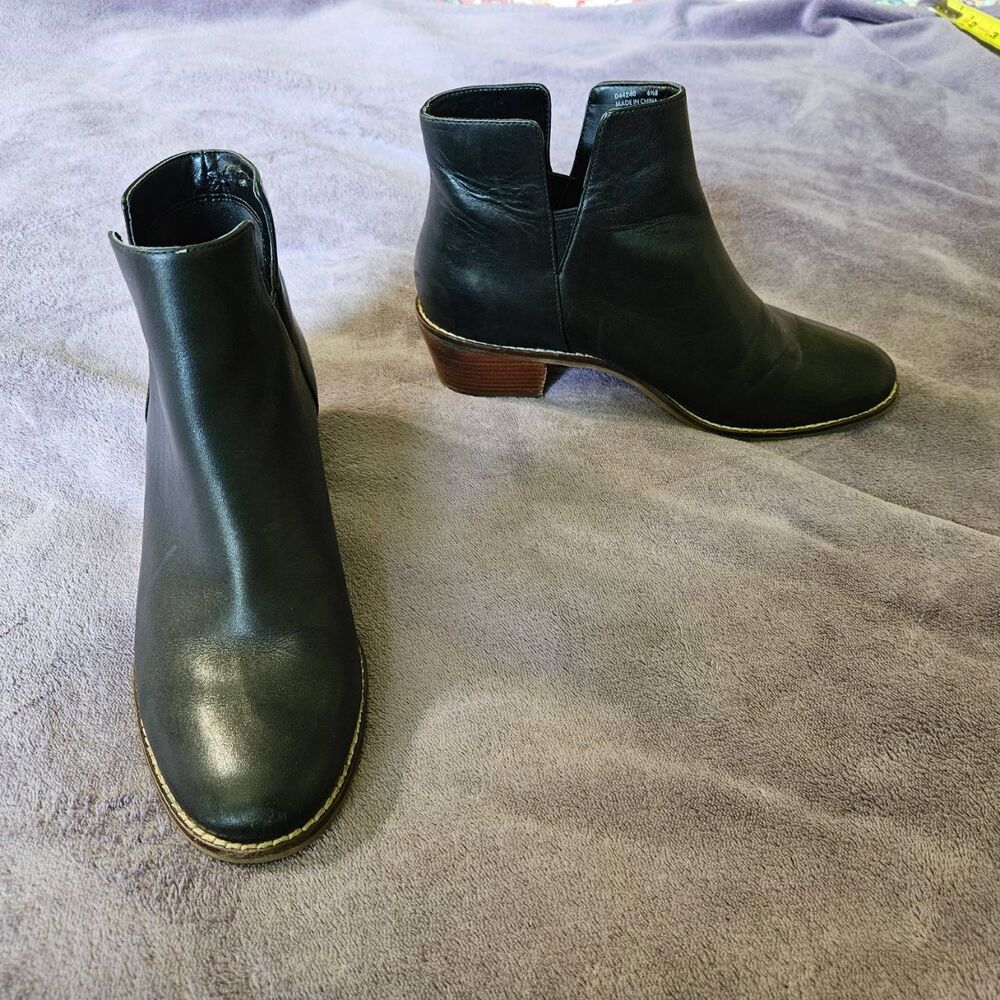 Cole Haan Boots Womens 6.5 Black Ankle Chelsea Stacked Heel Side Cutout‎ Chic